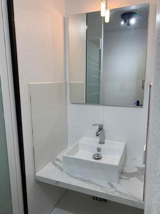 Studio Cosy Proche Hyper Centre 坎佩尔 外观 照片